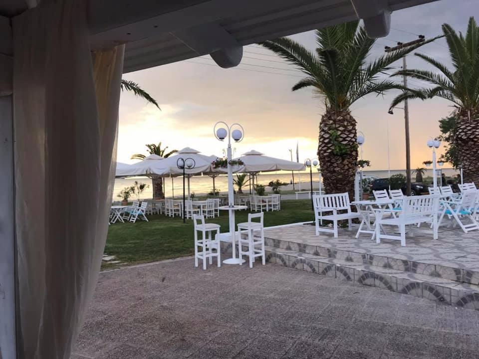 Aigeas Camping Nea Kallikrateia المظهر الخارجي الصورة