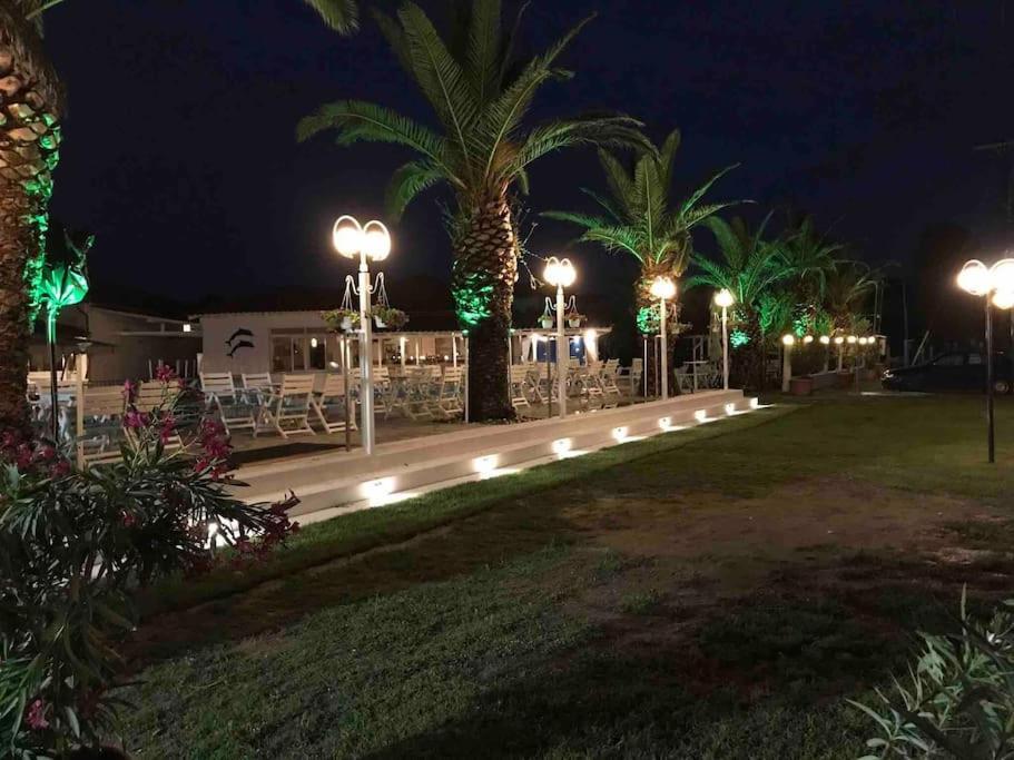 Aigeas Camping Nea Kallikrateia المظهر الخارجي الصورة
