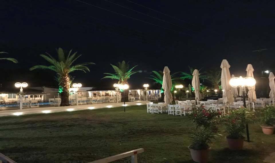 Aigeas Camping Nea Kallikrateia المظهر الخارجي الصورة